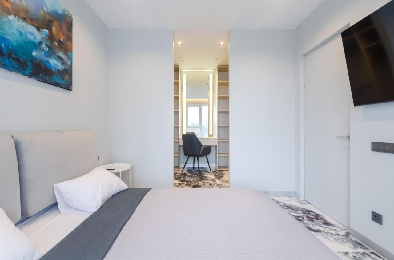 Petrovdom 23-173 In Stylish Apartments At Rc Kiev Exteriör bild